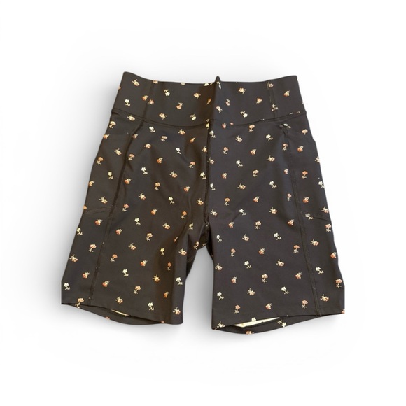 Madewell Pants - Madewell MWL Black Floral Print Bike Shorts